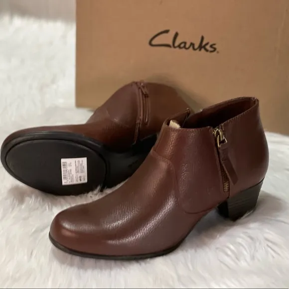 New Clarks® Valarie 2 Sofia Women's Ankle Boots