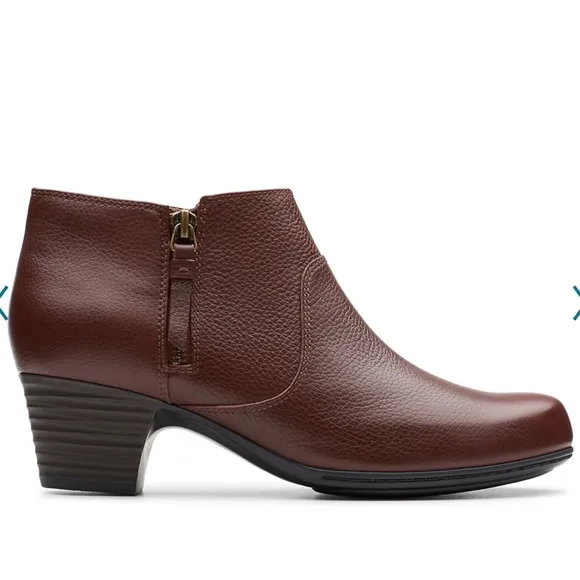 New Clarks® Valarie 2 Sofia Women's Ankle Boots