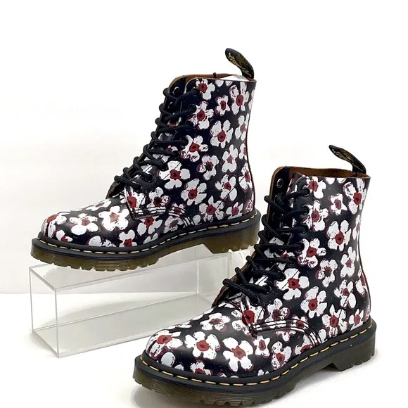 New Dr Martens 1460 Pascal Pansy Fayre  Combat Boots