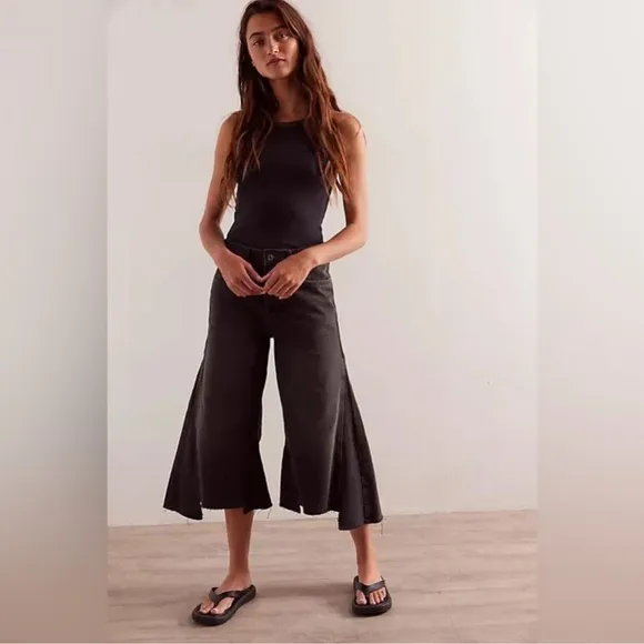 NEW Free People We The Free Ripple Wide Leg Crop in Washed Black Size 27L