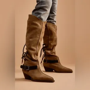 New! Gorgeous Free People Women's Back-Lace Sway Low Slouchy Suede Boots.
