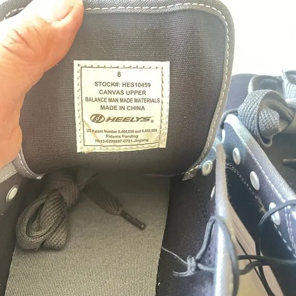 NEW Heely wheeled skate canvas Shoes
