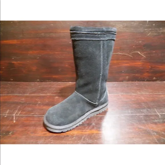 New Kids UGG Larynn Black Tall Charms Winter Boots
