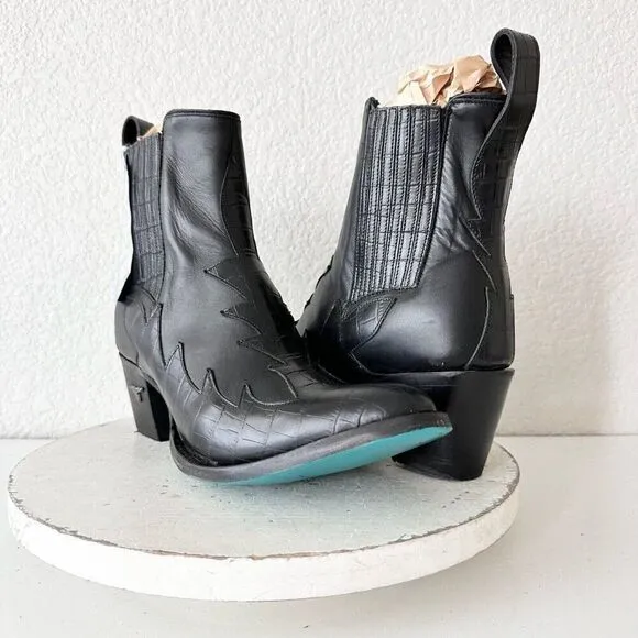 NEW Lane CHELSEA Short Womens Cowboy Boots 11 Western Black Leather Ankle Bootie
