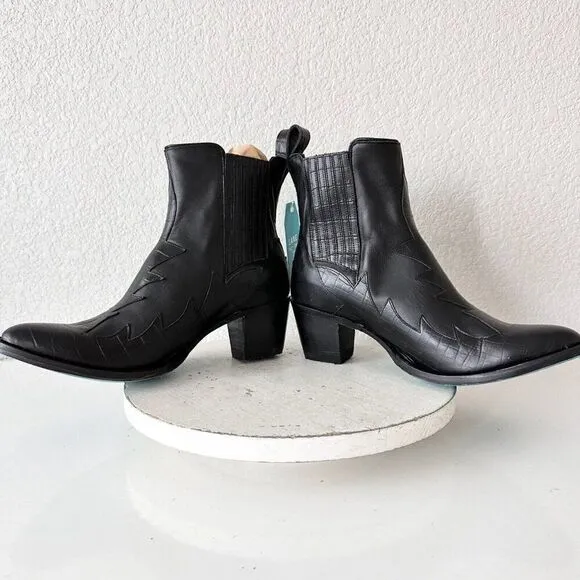 NEW Lane CHELSEA Short Womens Cowboy Boots 11 Western Black Leather Ankle Bootie