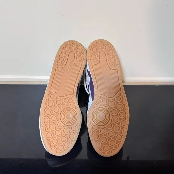 New Men’s Forum 84 Hi Girls Are Awe With Box Size 13