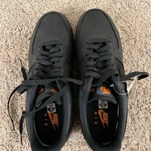 NEW Nike Men's Gortex Air Force 1