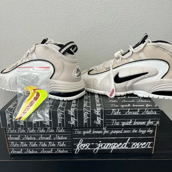 New Nike Pennys (Changeable Nike Sign/Laces)