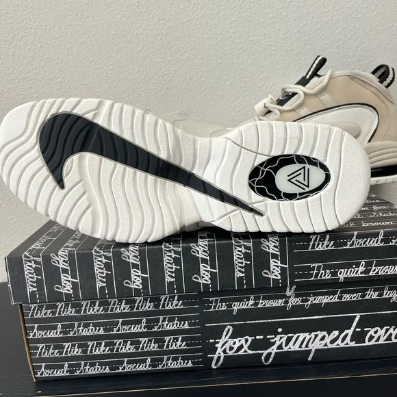 New Nike Pennys (Changeable Nike Sign/Laces)