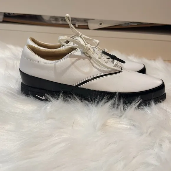 NEW Nike Veranda Air Comfort Golf Shoes