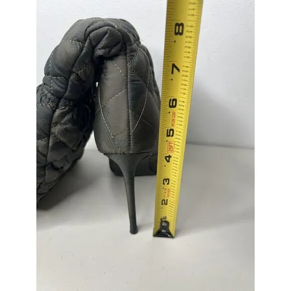 New Steve Madden Silhouette Over Knee Boots Green Puffer Camouflage Size 5.5