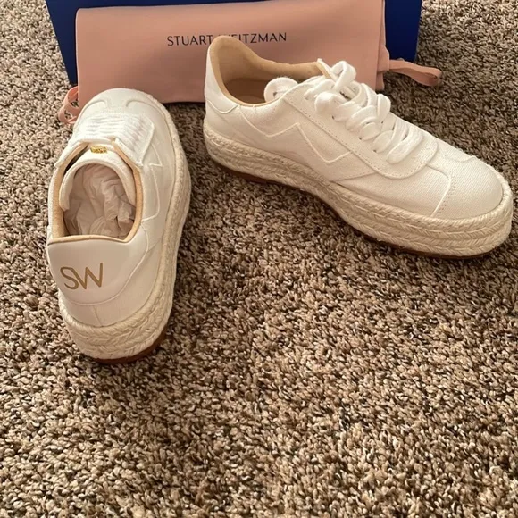 NEW STUART WEITZMAN sneakers shoes Daryl canvas cream size 5