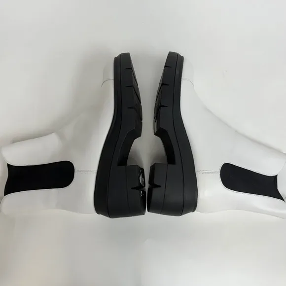 New Stuart Weitzman White Chelsea Ankle Boots Chunky Lug Sole Size 39 8.5 $650