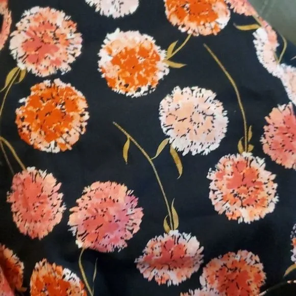 𝅺New Talbots floral pencil skirt petite 16P