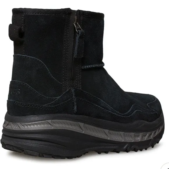 NEW UGG AUSTRALIA CA805 Classic Weather Black Sheepskin Lined Ankle Boots Mens 6