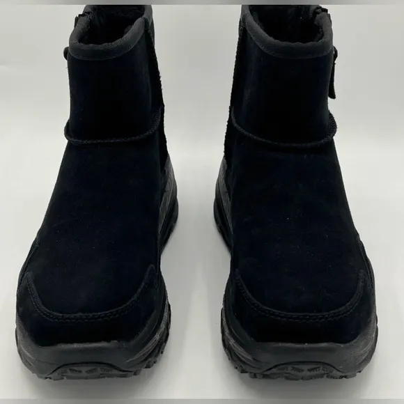 NEW UGG AUSTRALIA CA805 Classic Weather Black Sheepskin Lined Ankle Boots Mens 6