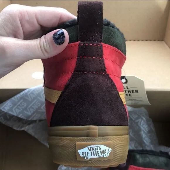New Vans Sk8 Hi 46 All Weather MTE DX Poinsettia Red Green Gumsole Shoes Size 6