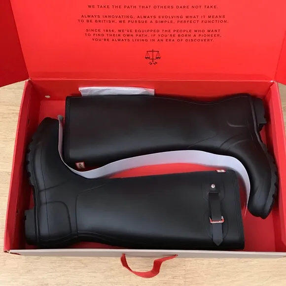 NEW- Women’s Hunter Original Tall Rain Boots