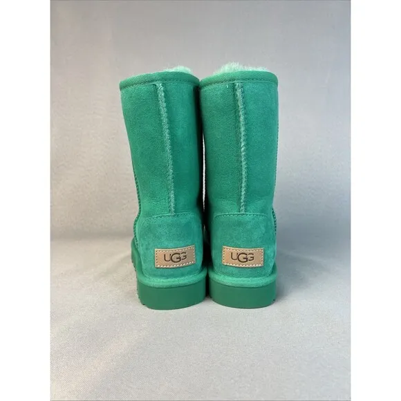 New Womens UGG Australia Boots Classic Short Green EDGR 1016223 Suede Sz 6 Boho