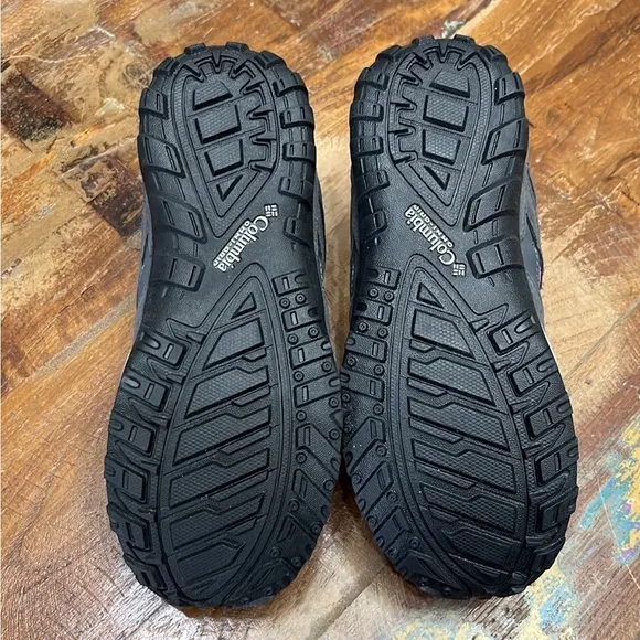 New Youth Girls Columbia Redmond Waterproof Hikers