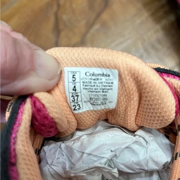 New Youth Girls Columbia Redmond Waterproof Hikers
