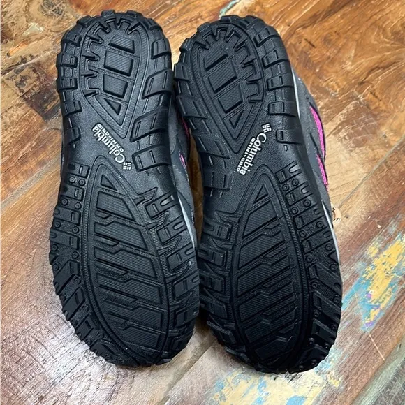 New Youth Girls Columbia Redmond Waterproof Hikers