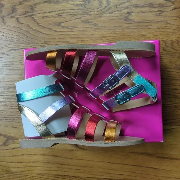 NIB Kelly &amp; Katie Chloe Gladiator Rainbow Sandal Kids Size 2