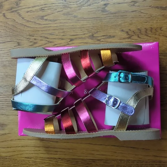 NIB Kelly &amp; Katie Chloe Gladiator Rainbow Sandal Kids Size 5
