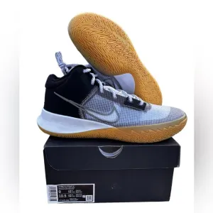 NIB M KYRIE FLYTRAP IV