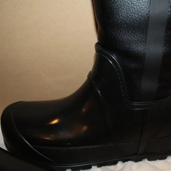 NIB UGG RAINCLOUD TALL LEATHER SHEARLING LINED WINTER RAIN BOOTS‎ BLACK