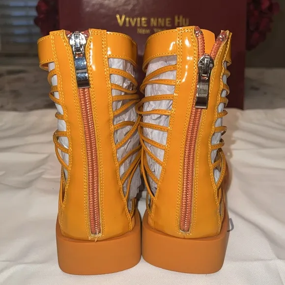 NIB Vivienne Hu Studded Leather Ankle Boots EU 40 US 10