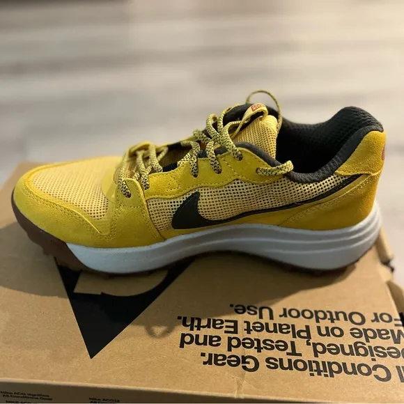 Nike ACG Lowcate