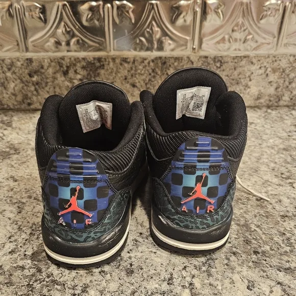 Nike Air Jordan 3 Retro GS Shoes Moto Black Red Hyper Jade FV5437-001 Size 5Y