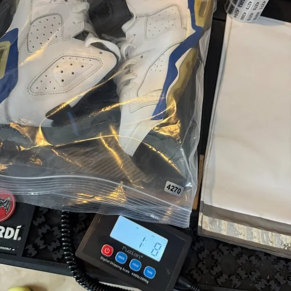 Nike Air Jordan VI 6 Shoes Kids Size 5.5Y White/Blue Retro BG 2014 384665-107