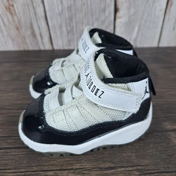 Nike Air Jordan XI 11 Baby Retro Concord 2011 Black White Size 2.5c Infant (VGC)