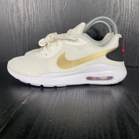 Nike Air Max OKETO SAIL/M-GOLD/RED