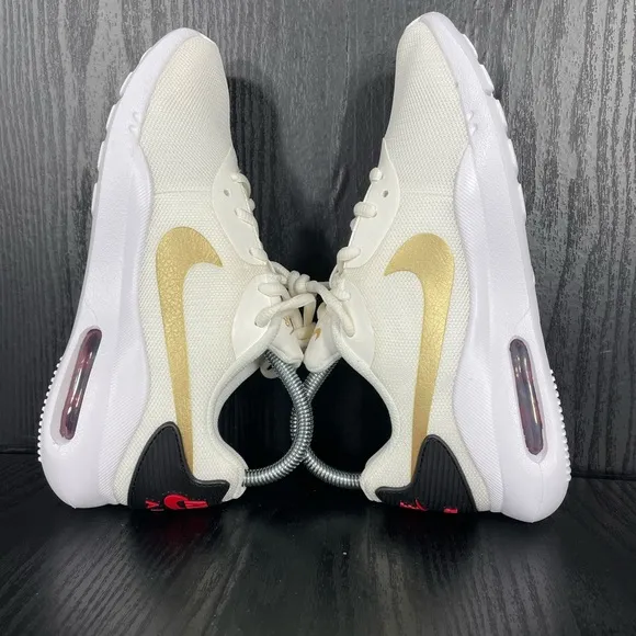 Nike Air Max OKETO SAIL/M-GOLD/RED