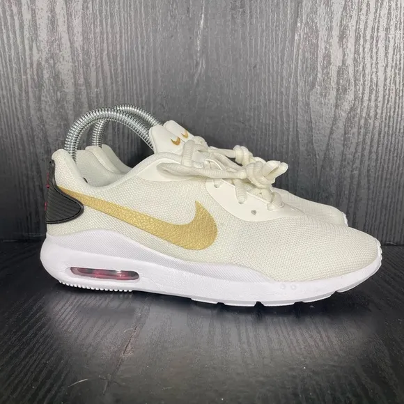 Nike Air Max OKETO SAIL/M-GOLD/RED