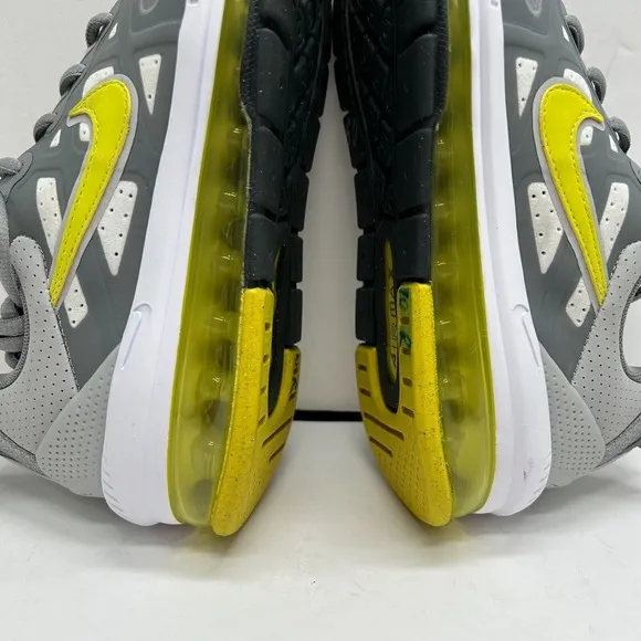 Nike Air Max Shoes Mens Size 6 Genome Gray Fog Particle Gray Volt CW1648-005