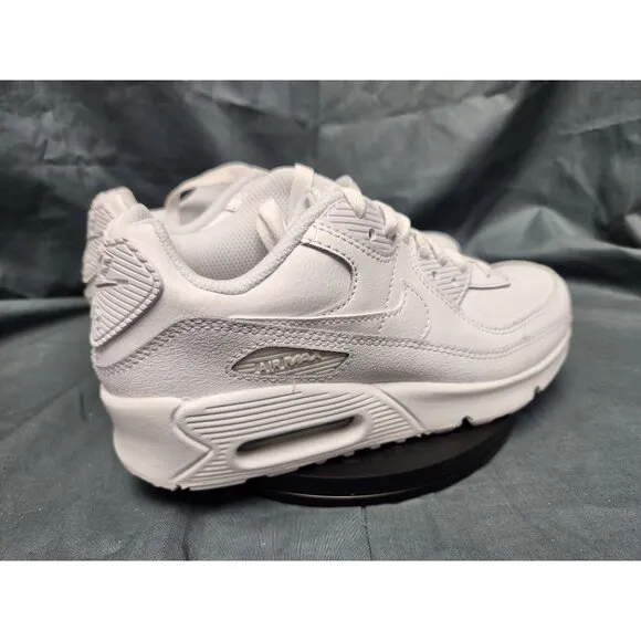 Nike Boys Air Max 90 (GS) Sneakers Leather Triple White Size 7 DISPLAY MODEL!