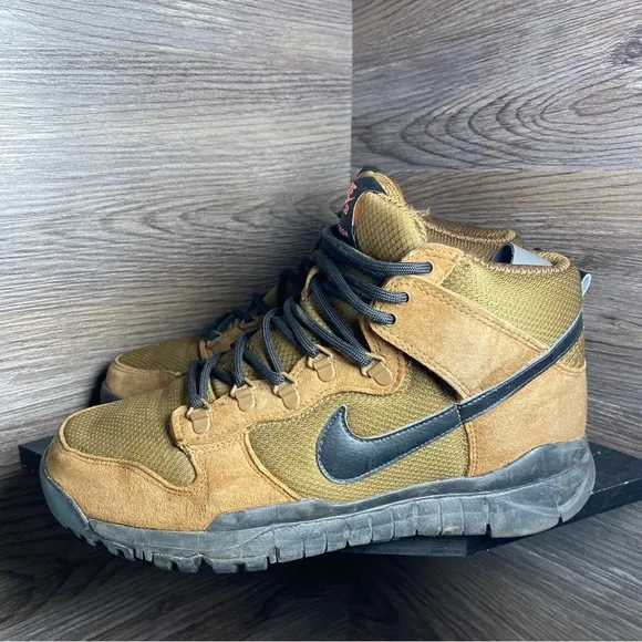 Nike dunk high military brown black boots
