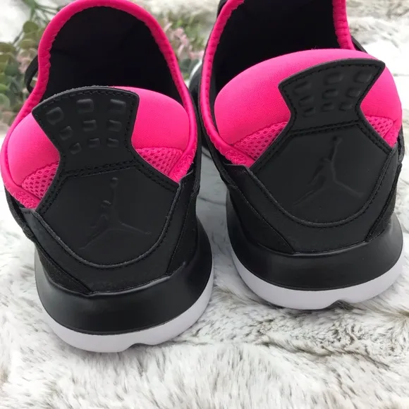 [Nike] Jordan Fly 89 GG Black / Hyper Pink Sneakers Size 8.5Y Girls Shoes Youth