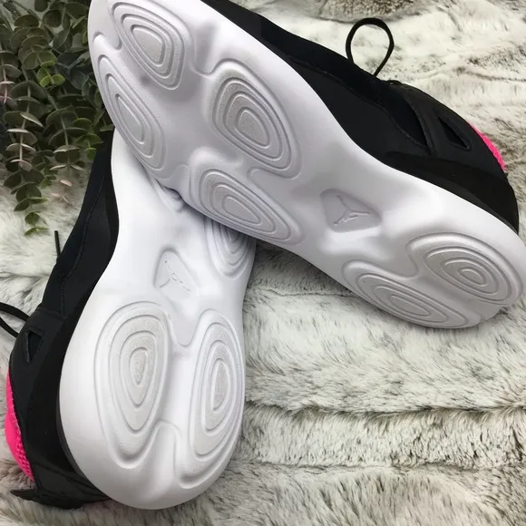 [Nike] Jordan Fly 89 GG Black / Hyper Pink Sneakers Size 8.5Y Girls Shoes Youth