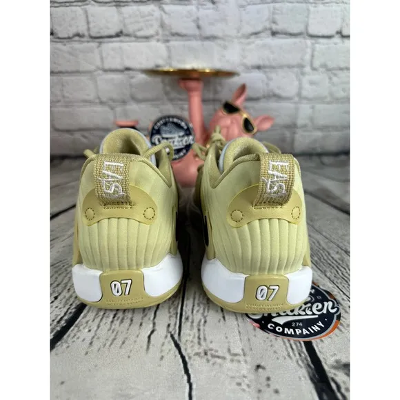 Nike KD 15 Mens SZ 6 | Womens SZ 7.5 Gold Team Promo Basketball Shoes Sneakers