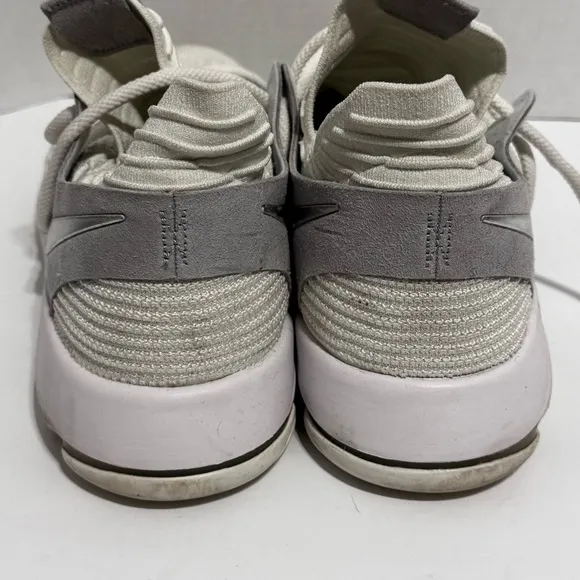 Nike KD Men's White and Gray Basketball Shoes size 15