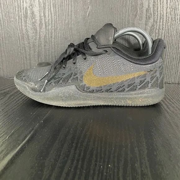 Nike MAMBA RAGE 'Gold Stars’ Men’s size 8