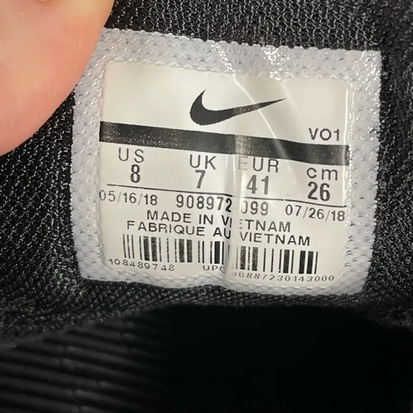 Nike MAMBA RAGE 'Gold Stars’ Men’s size 8