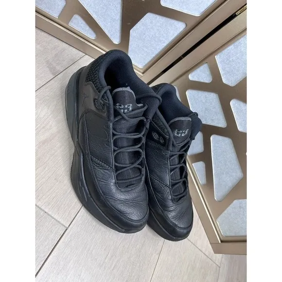 Nike Mens Air Jordan Max Aura 3 Sz 10 Black leather CZ4167 shoes sneakers eu 44