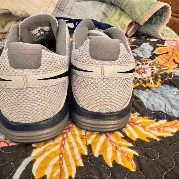 Nike Men's White and Blue Running Shoes size 10