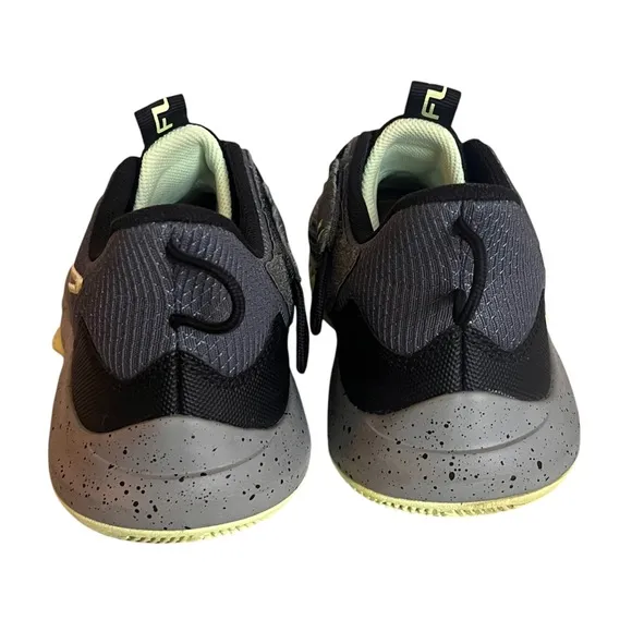 Nike Precision 5 Flyease Men’s 10.5 Iron Grey Barely Volt Running Shoes Athletic
